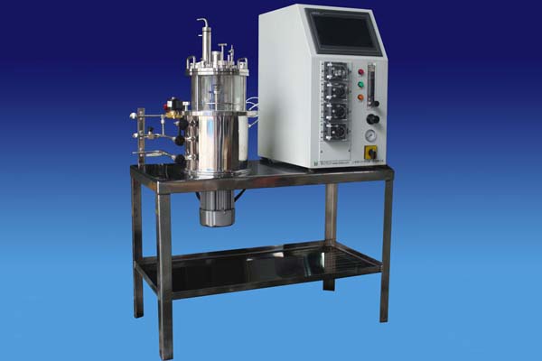 Fermentador esterilizado de 10BGZ em traje